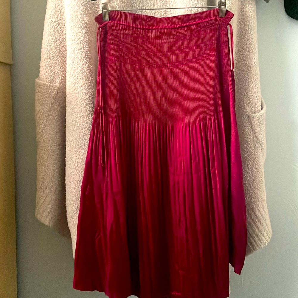 Rachel Zoe convertible strapless dress/skirt, SZ. M Berry color  ties on side